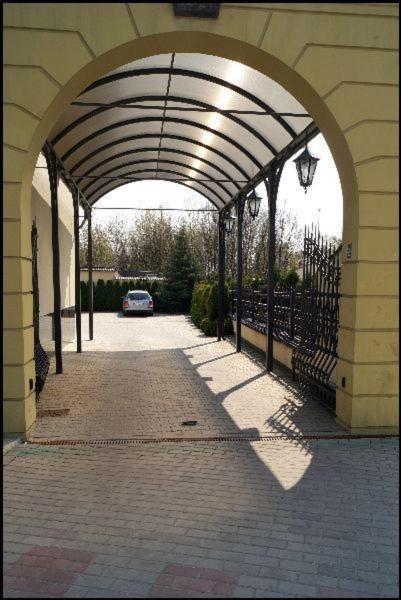 Hotel Zaodrze Opole Exteriör bild
