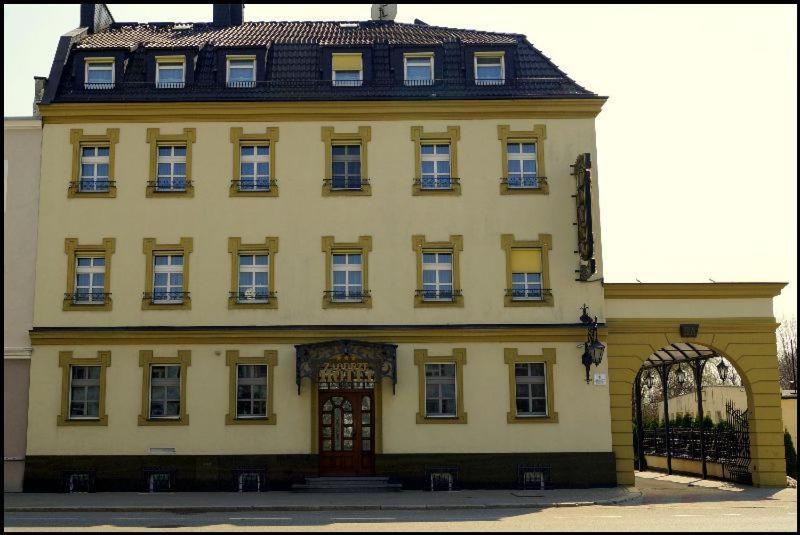 Hotel Zaodrze Opole Exteriör bild